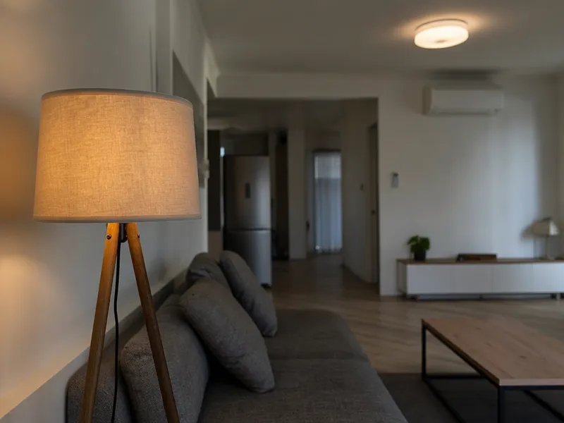 Lights dim when appliances run