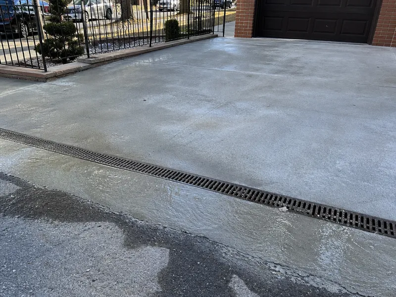 Trench drain