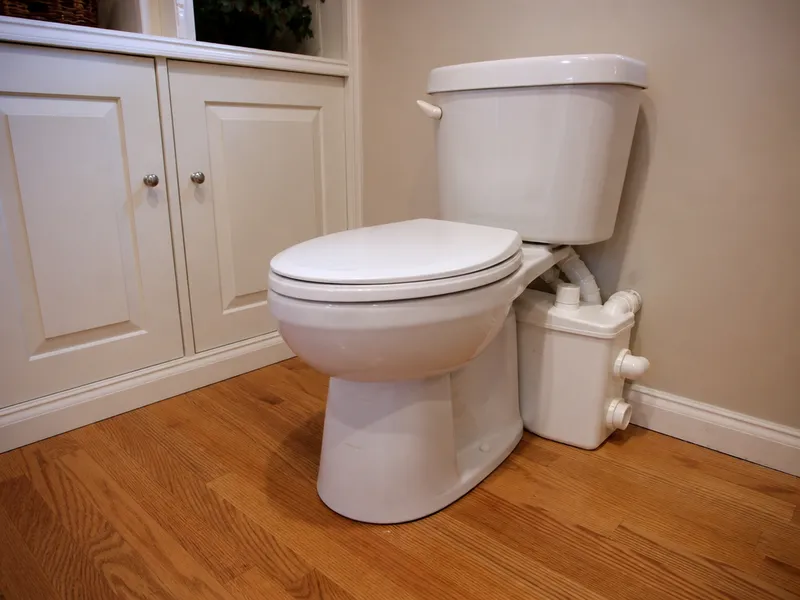 Upflush toilet