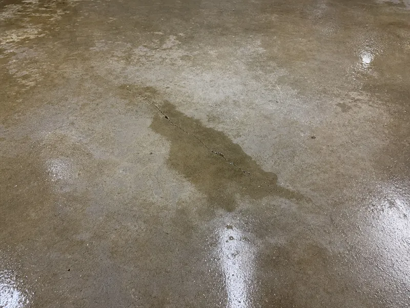 Cracked foundation floor