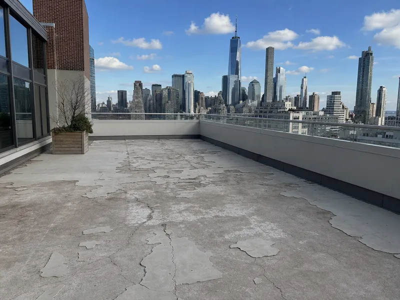 Traffic-bearing coating