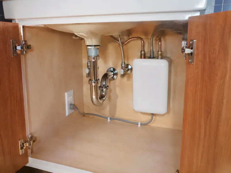 Point-of-use water heater