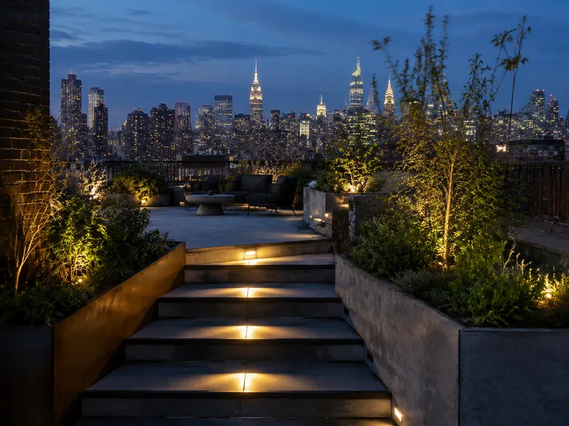 Step lights