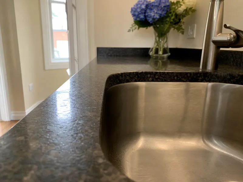 Queens condo undermount sink